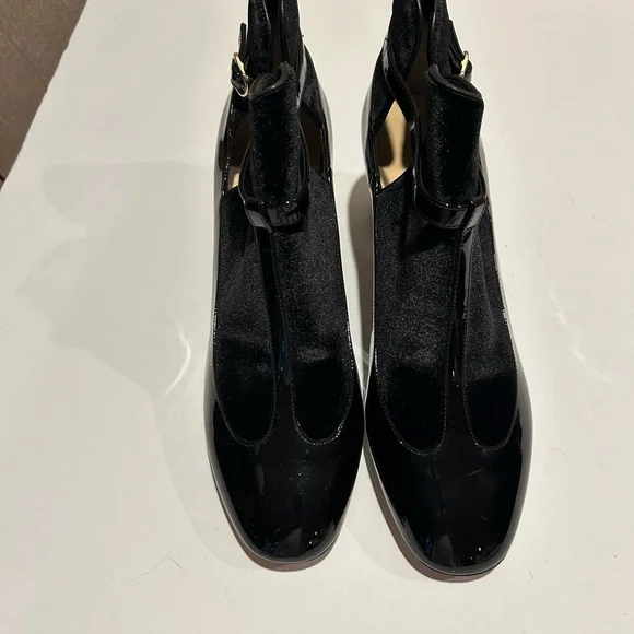 Valentino Velvet Patent LeatherBootie EU 40.5 New wo Box